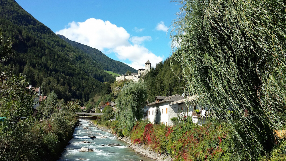 Burg in Sand in Taufers