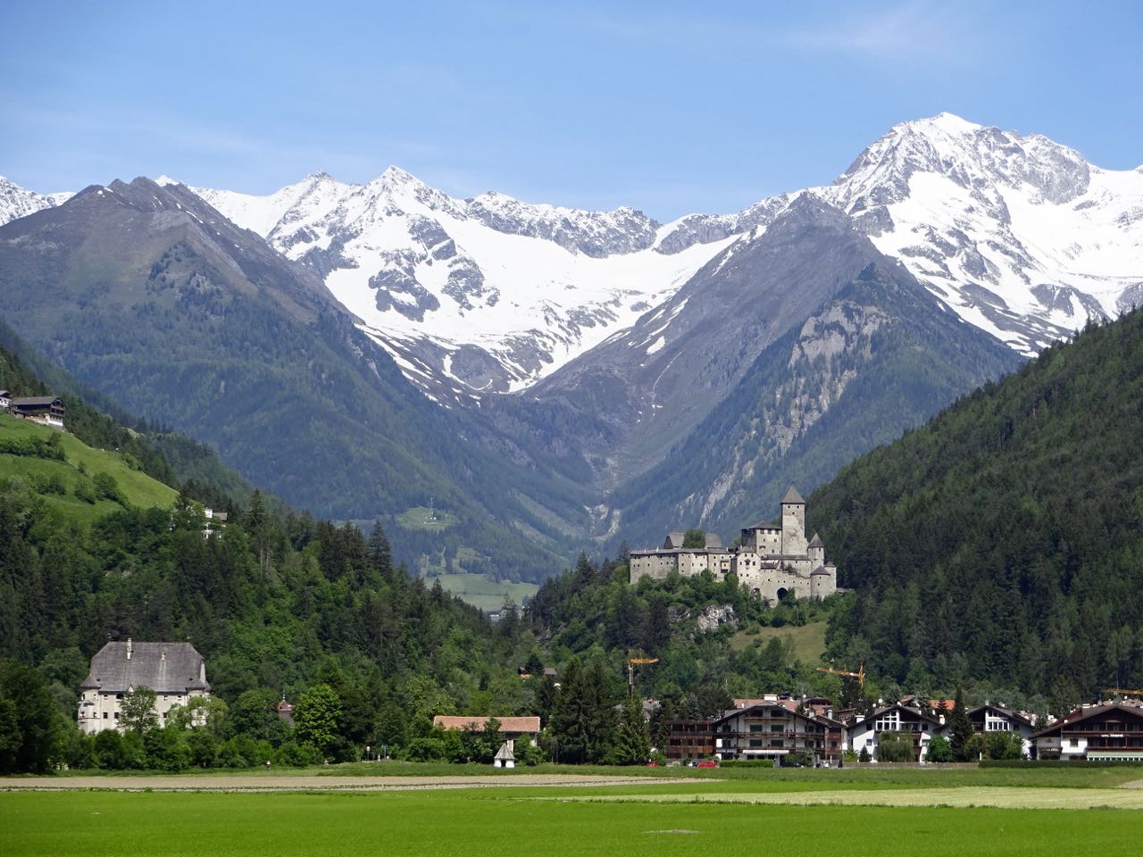 Burg in Sand in Taufers